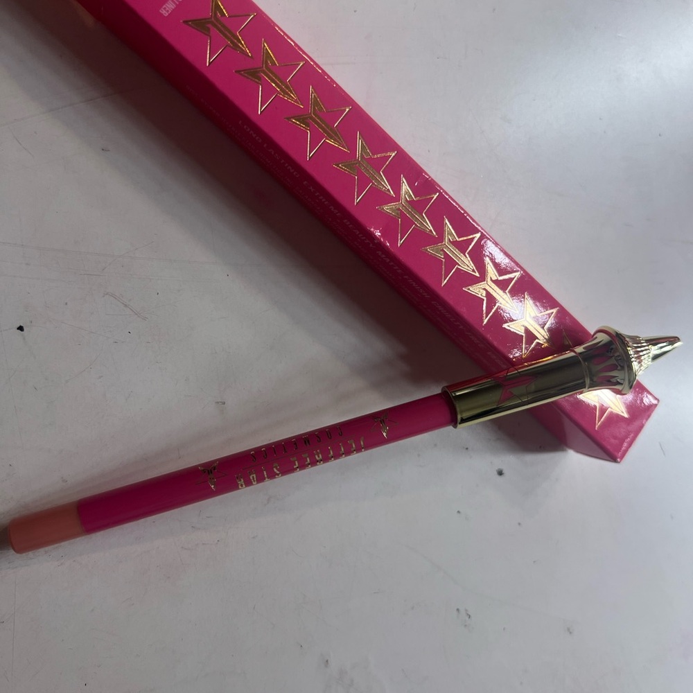 Jeffree Star Pink Lip Liner with Gold Accents